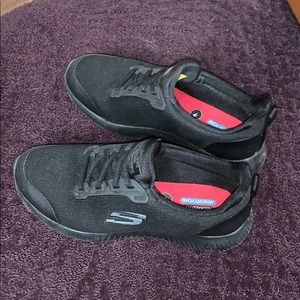 black sketchers sneakers